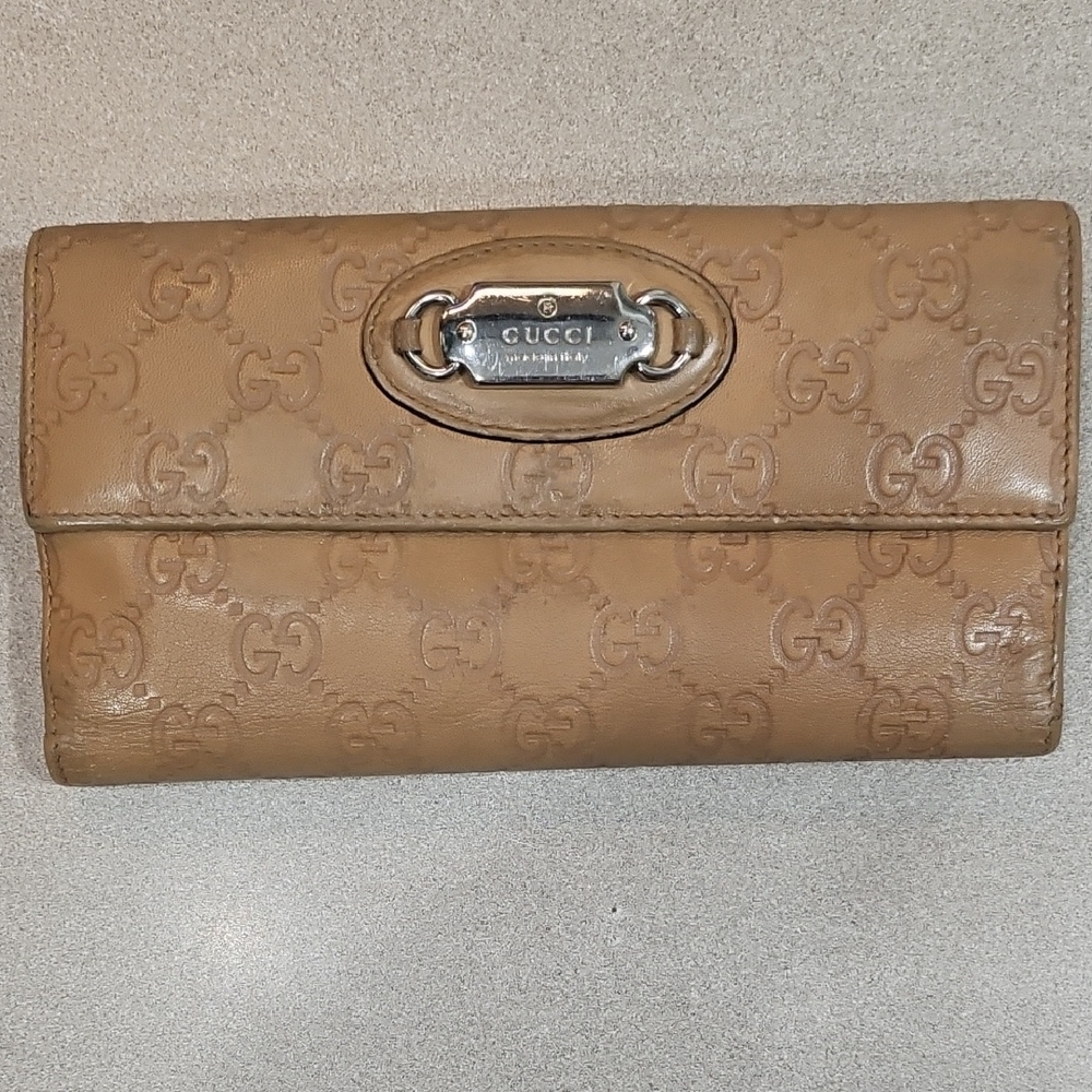 Gucci Tan Leather Wallet with GG Monogram